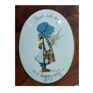Holly Hobbie Porcelain Plaque Patchwork Art Oval Wall Decor 1972 Vintage